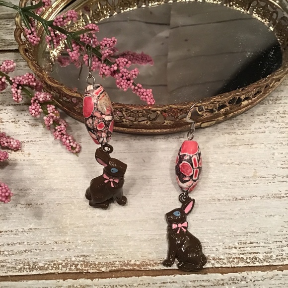 Chocolate Bunny Earrings - Picture 4 of 8
